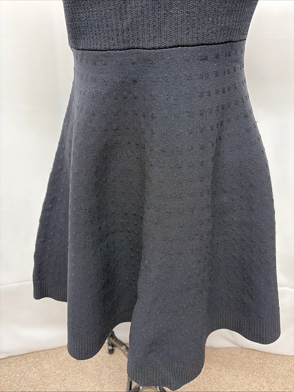 Romeo & Juliet Couture Women’s Sm Black Fit Flare Short Dress V Neck Reg$185 - Picture 4 of 11
